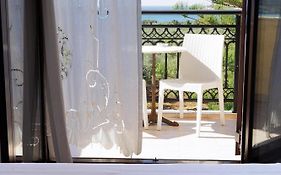 Lithos By The Sea